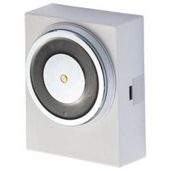 Türhaftmagnet mit verdeckten Anschlussklemmen. Mit Verpolschutz und Läschdiode. Passend zur Ankerplatte ASS 75. Produktbild