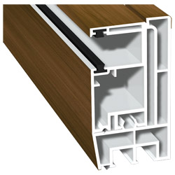 Adapterprofil 80x43mm Lg. 6,00m foliert, Revision außen <(>&<)> Rollladenführung 57x30mm Lg. 6,00m GK Braun, mit zwei schwarzen Bürsten 49195 Canadian Produktbild