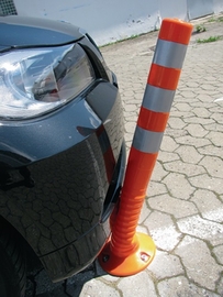 Sperrpfosten Polyurethan weiß/rot D. 80 mm   zum Aufschrauben m.Befestigungsmaterial Höhe über Flur 1000 mm Produktbild