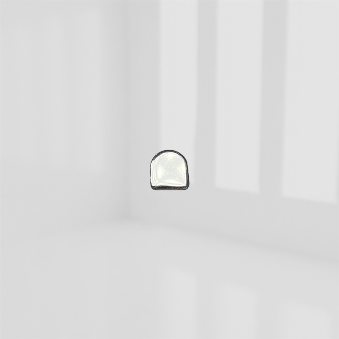 ALPHA PUSH-IN BRIGHT CHROME SCREW COVER product photo BIGPIC L
